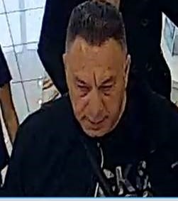 Slika /2024/krađa parfema poreč1.jpg